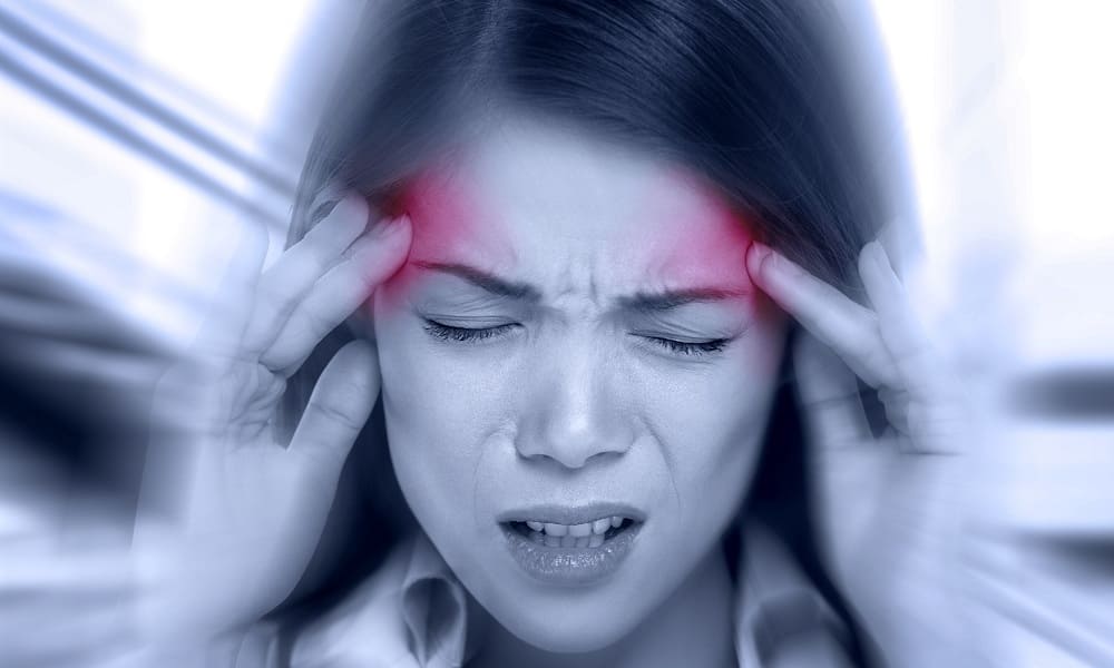 Приступ пульсирующей головной боли
