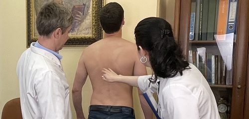 Обращение к врачу при болях в спине