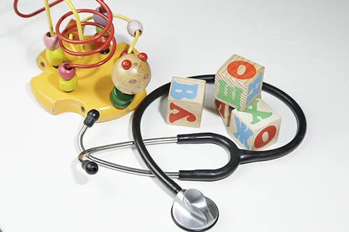 Как понять, что занятия с дефектологом при неврологических нарушениях эффективны